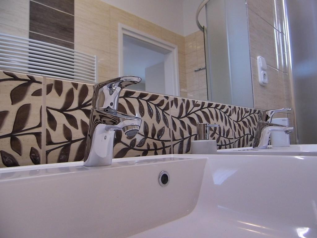 Alfa Apartman Sárvár Pokoj fotografie